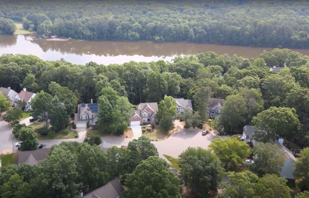 Homes in Bond pointe Neighborhood